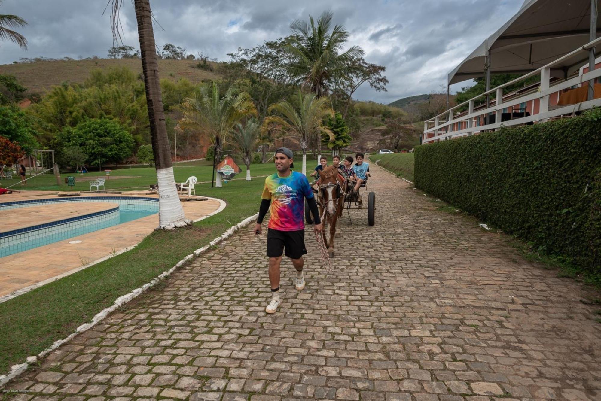 Hotel Fazenda Cachoeiras De Cavaru Васурас Екстериор снимка